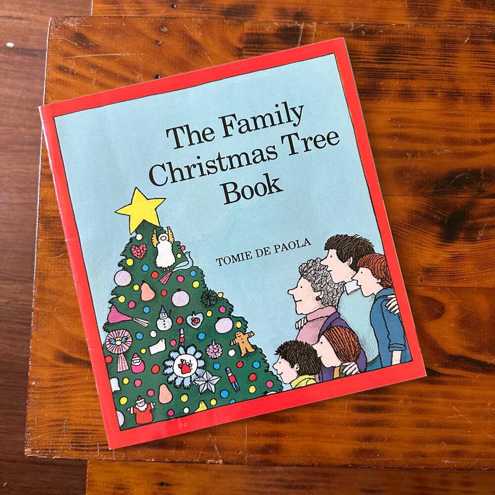Vintage 1996 The Family Christmas Tree Book Paperback Book